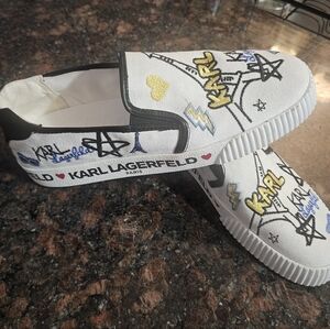 Karl Lagerfeld Paris Jazlyn Slip on White Sneaker Embroidered Size 9.5